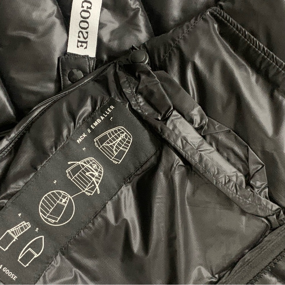Canada Goose Black Puffer Jacket - Picture 4 of 9
